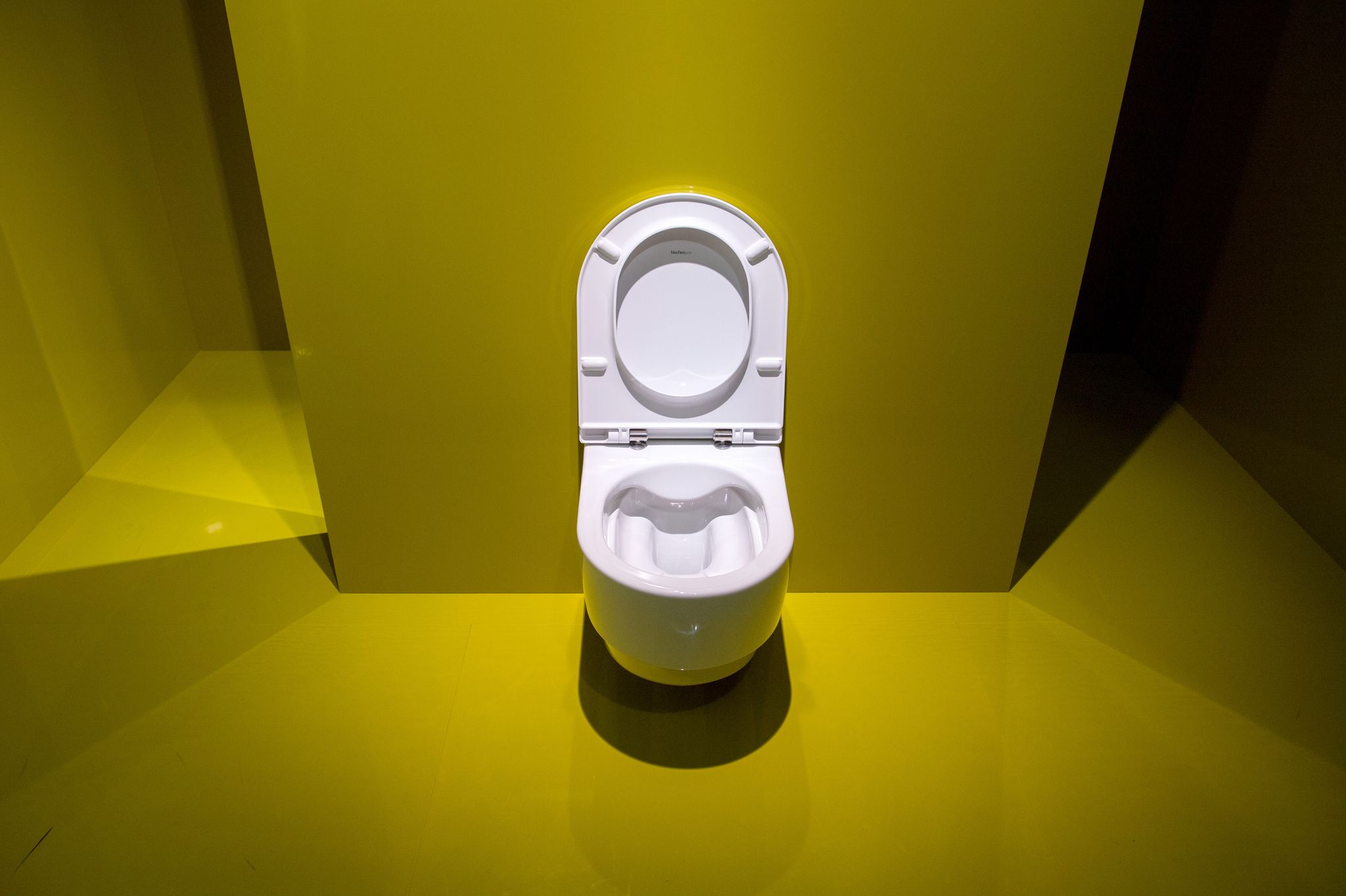 Toiletten-Defekt: Mieter dürfen Reparatur selbst beauftragen