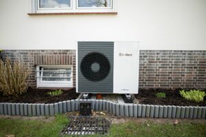Kosten variieren: bei Wärmepumpen-Angeboten genau hinschauen