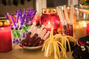 Kein Hexenwerk: Halloween-Kostüme und Deko richtig entsorgen