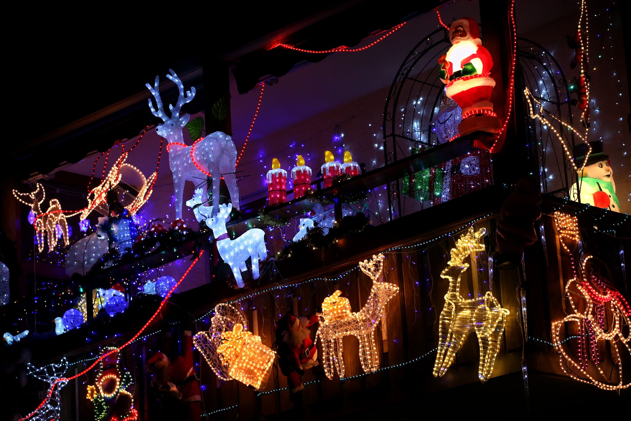 Weihnachtsdeko und Lichterglanz: Was ist erlaubt, was nicht?