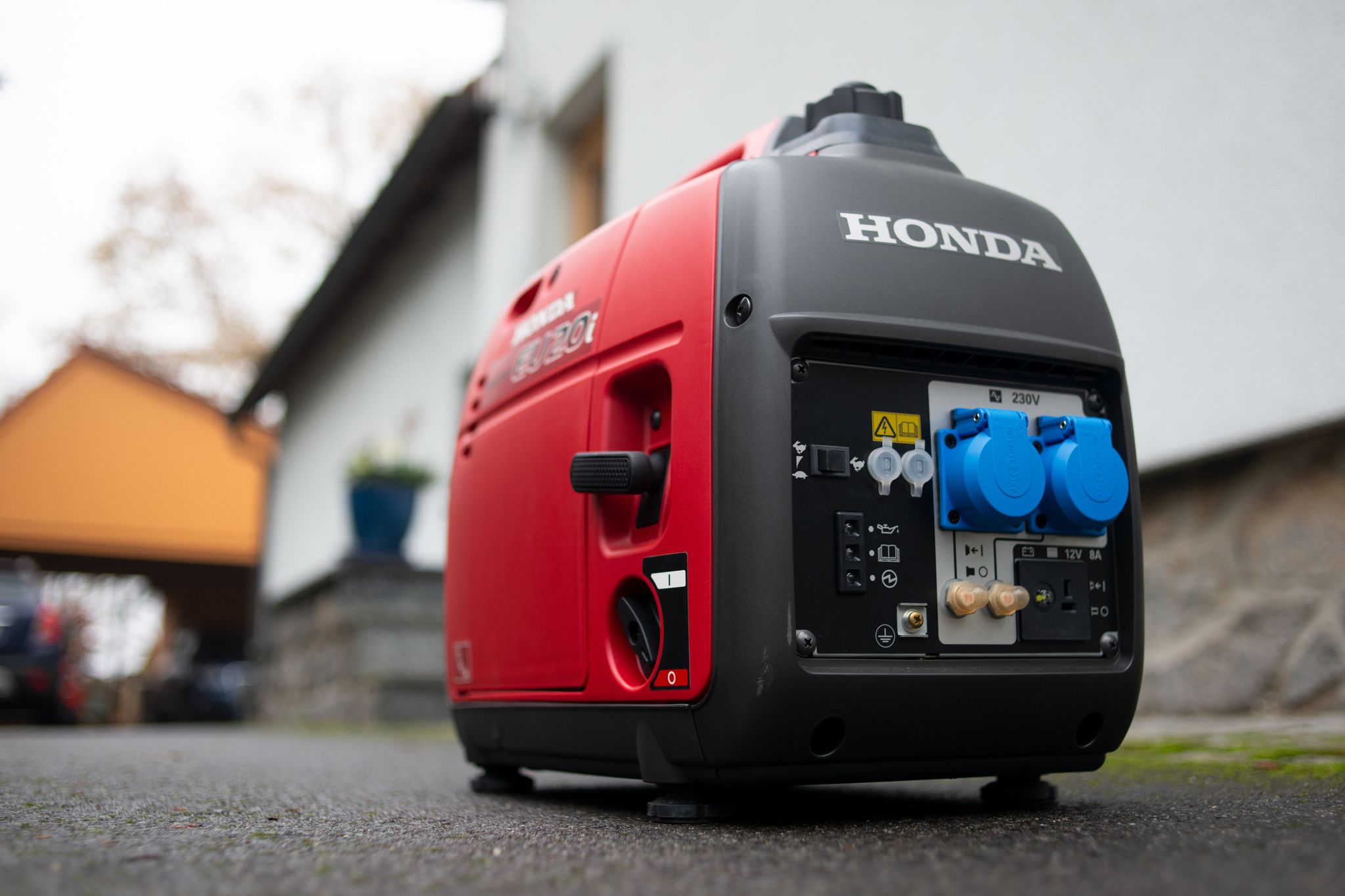 Stromausfall: Worauf es bei Notstromaggregaten ankommt