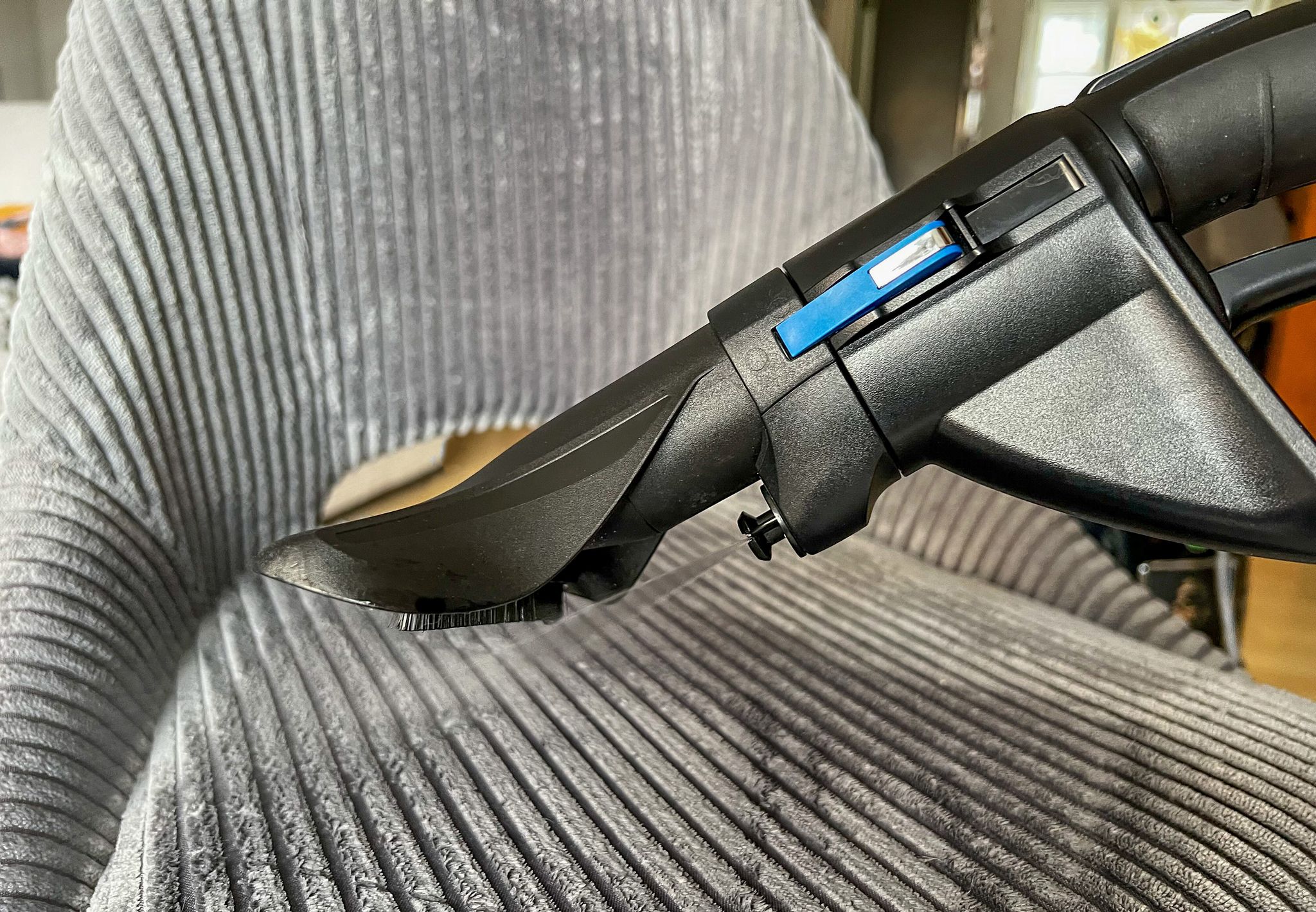 Mit Akku oder Netzbetrieb – worauf achten beim Waschsauger?